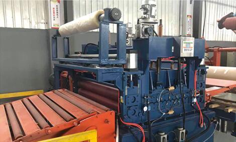 開平機(jī)整平、覆膜部分